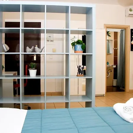 Comfy Hideaway Apartment